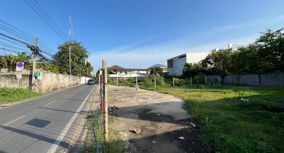 For sale land in Bang Na, Bangkok