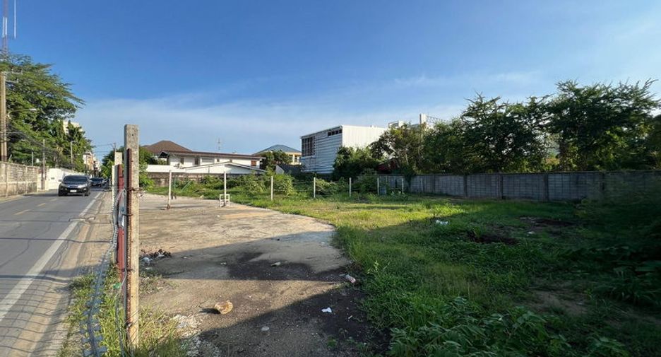 For sale land in Bang Na, Bangkok