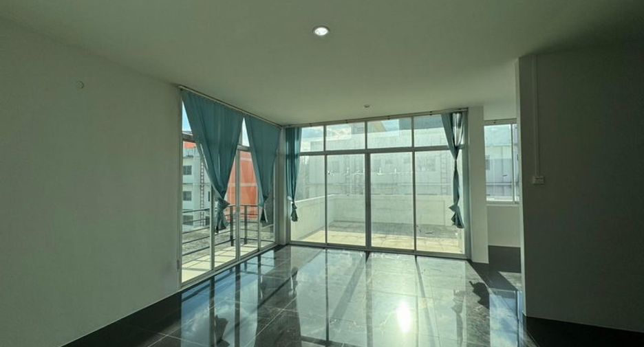 For rent and for sale warehouse in Phan Thong, Chonburi