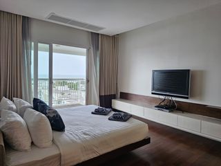 For rent 5 bed condo in Hua Hin, Prachuap Khiri Khan