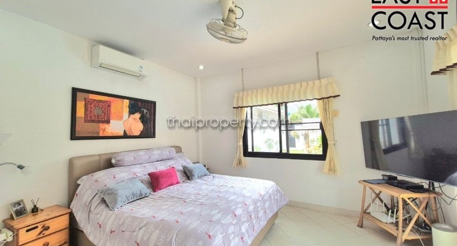 For sale 4 bedrooms house in East Pattaya, Pattaya