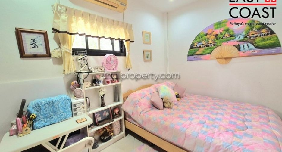 For sale 4 bedrooms house in East Pattaya, Pattaya