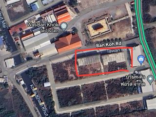 For sale 2 bed townhouse in Mueang Samut Sakhon, Samut Sakhon