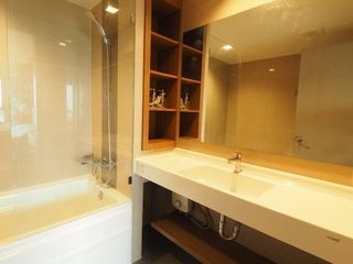 For rent 1 bed condo in Phra Khanong, Bangkok