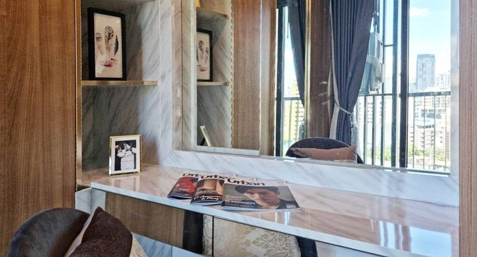 For rent 1 bed condo in Pathum Wan, Bangkok