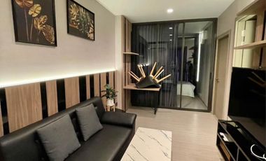 For rent 2 bed condo in Huai Khwang, Bangkok