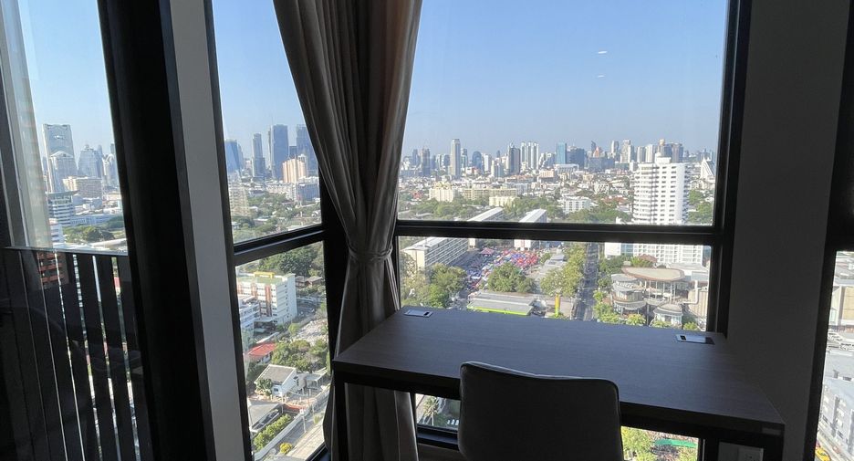 For rent 1 bed condo in Sathon, Bangkok