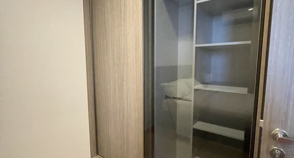 For rent 1 bed condo in Sathon, Bangkok