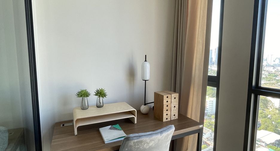 For rent 1 bed condo in Sathon, Bangkok