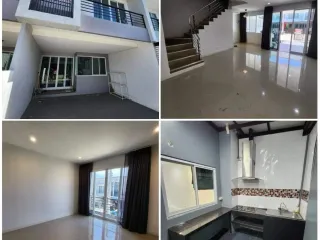 For sale 3 bed townhouse in Bang Khae, Bangkok