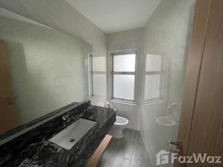 For rent 4 bed apartment in Khlong Toei, Bangkok