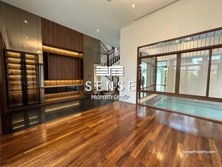 For sale 4 Beds house in Pathum Wan, Bangkok