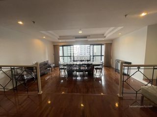 For rent 3 bedrooms condo in Khlong Toei, Bangkok