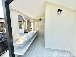 For sale 4 bed condo in Mueang Chiang Mai, Chiang Mai