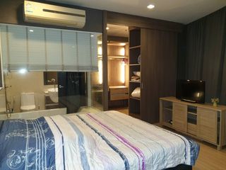 For sale 1 Beds condo in Khlong Toei, Bangkok