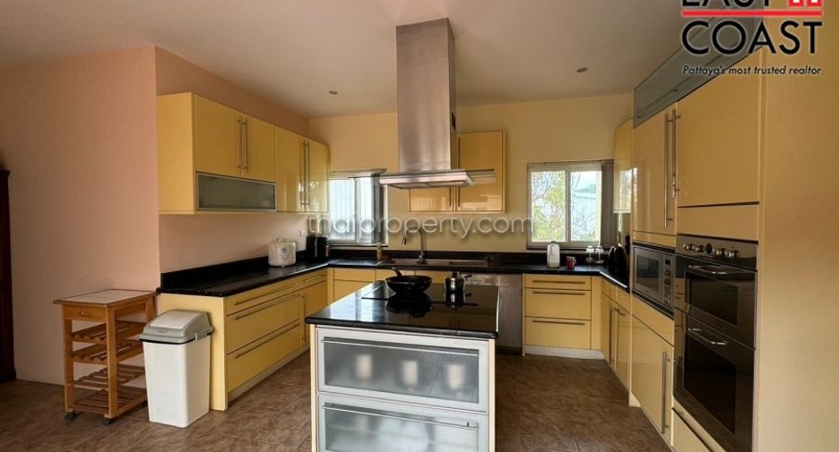 For sale 3 bedrooms house in Bang Lamung, Chonburi