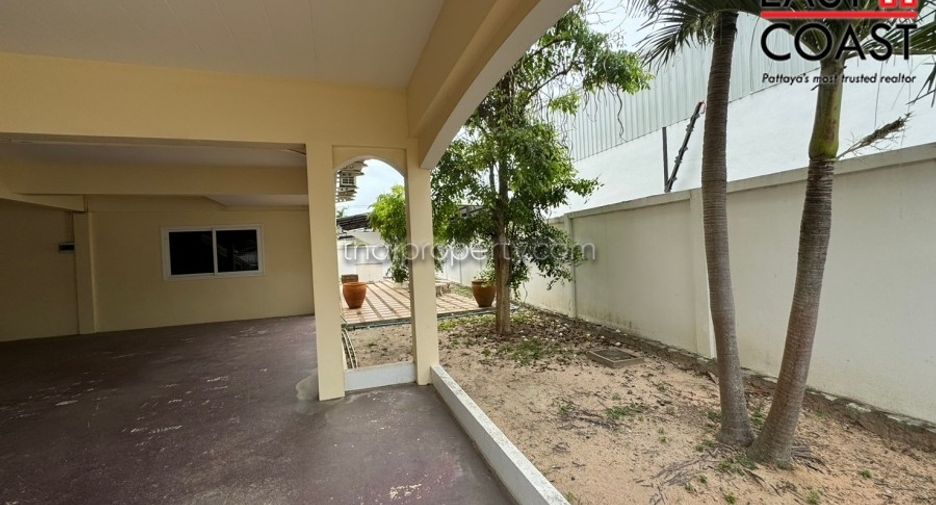 For sale 3 bedrooms house in Bang Lamung, Chonburi