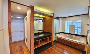 For sale 3 bed condo in Mueang Nonthaburi, Nonthaburi