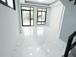 For sale 2 bed townhouse in Sena, Phra Nakhon Si Ayutthaya