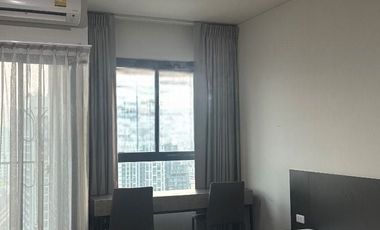 For sale studio condo in Phaya Thai, Bangkok