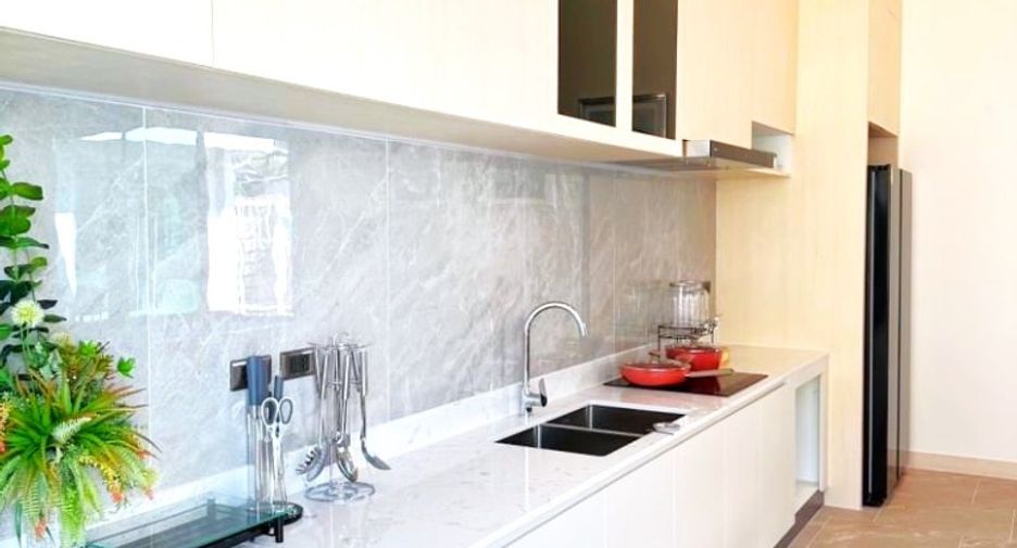 For sale 4 bedrooms house in East Pattaya, Pattaya