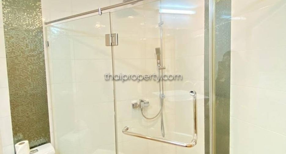 For sale studio condo in Bang Lamung, Chonburi