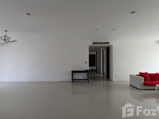 For rent 3 bed apartment in Watthana, Bangkok