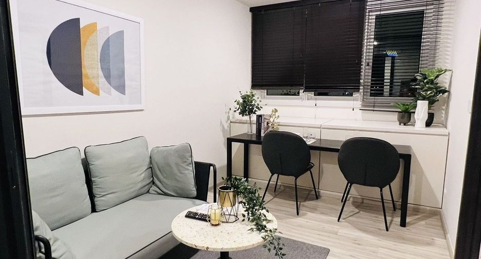 For sale 1 Beds condo in Huai Khwang, Bangkok