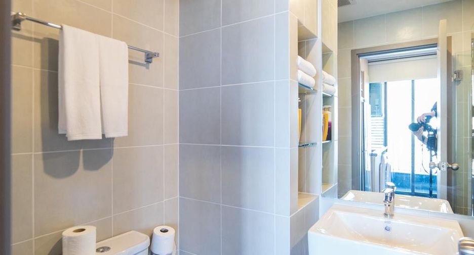 For rent studio condo in Bang Na, Bangkok