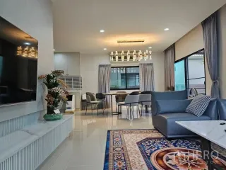 Haus zur Miete und zum Kauf mit 4 Zimmer in Lam Luk Ka, Pathum Thani