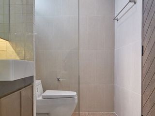 For rent 4 Beds house in Khlong Toei, Bangkok