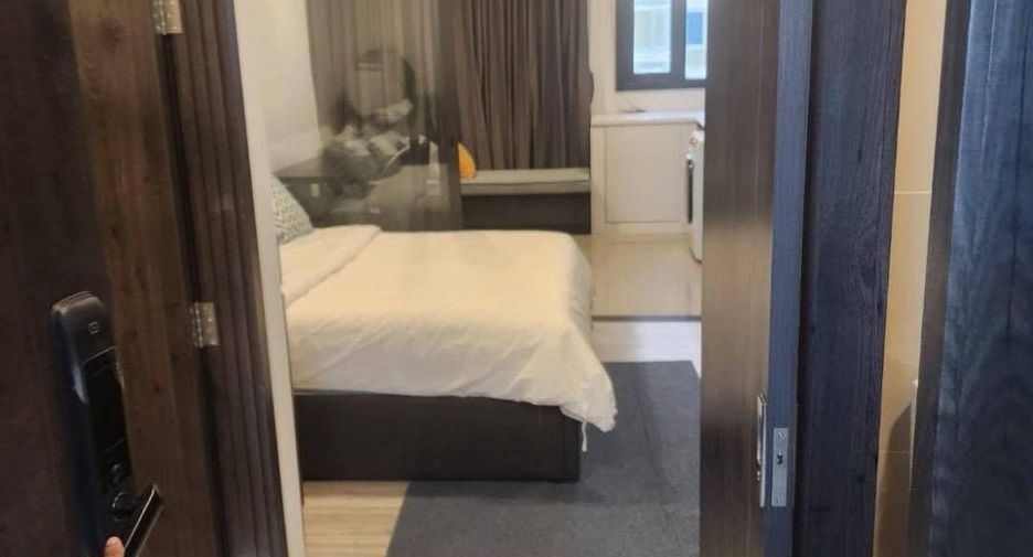For sale 1 bed condo in Huai Khwang, Bangkok