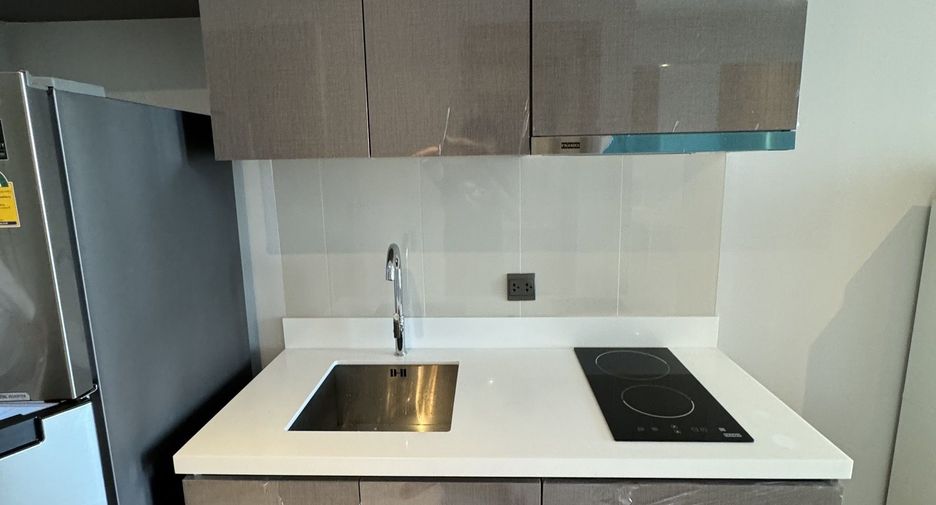 For sale スタジオ condo in Watthana, Bangkok