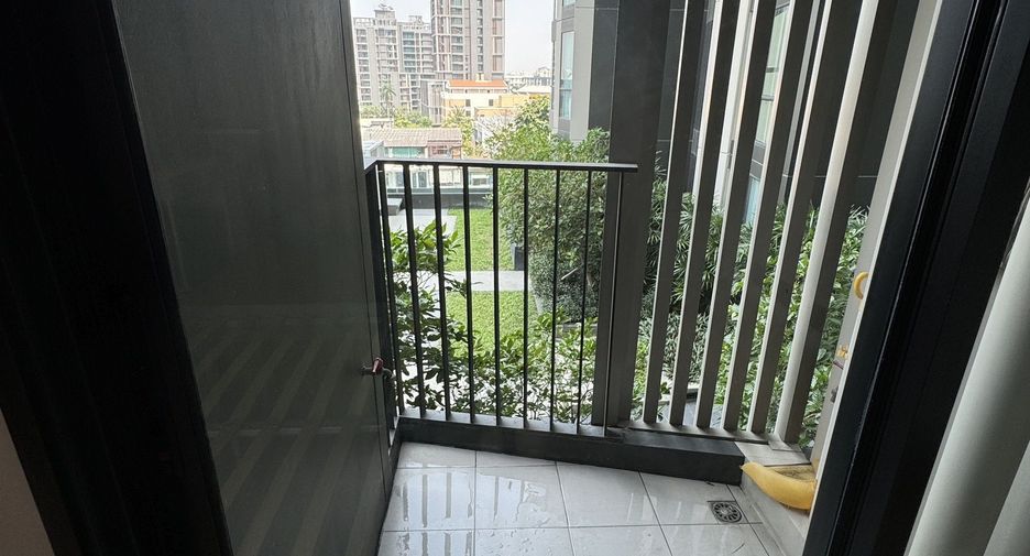 For sale スタジオ condo in Watthana, Bangkok