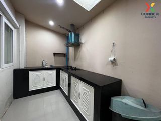 For sale 4 bed townhouse in Sai Noi, Nonthaburi