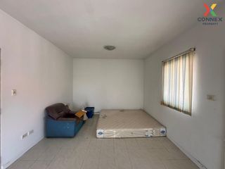 For sale 4 bed townhouse in Mueang Samut Sakhon, Samut Sakhon