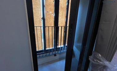 For sale 2 bed condo in Ratchathewi, Bangkok