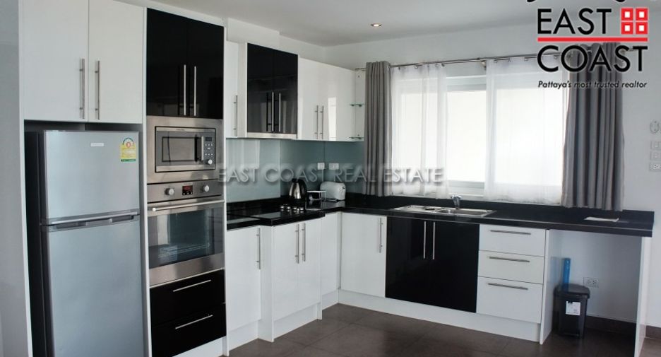 For sale 2 bedrooms condo in Pratumnak, Pattaya