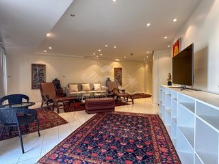 For sale 2 bed condo in Yan Nawa, Bangkok
