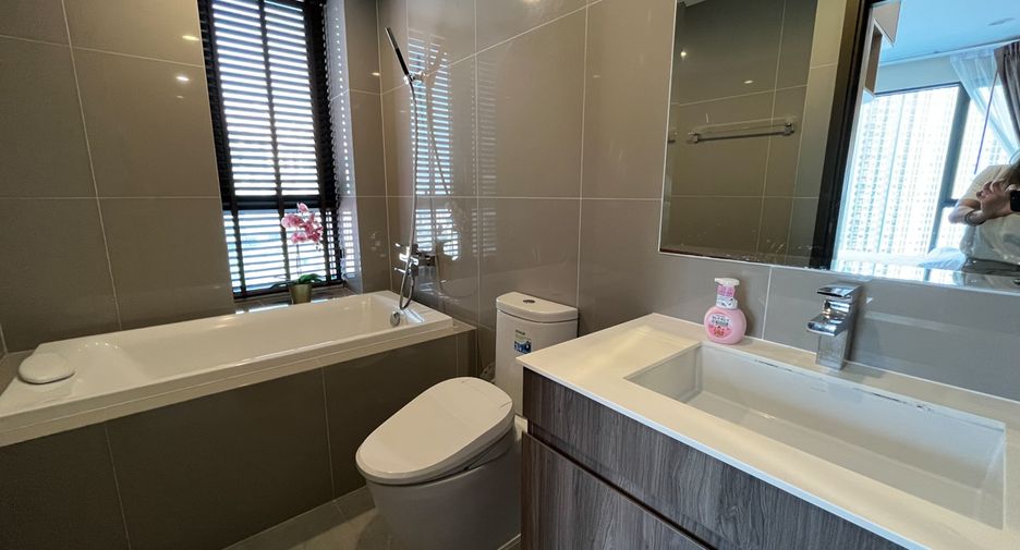 Condo en venta de 2 habitaciones en Watthana, Bangkok