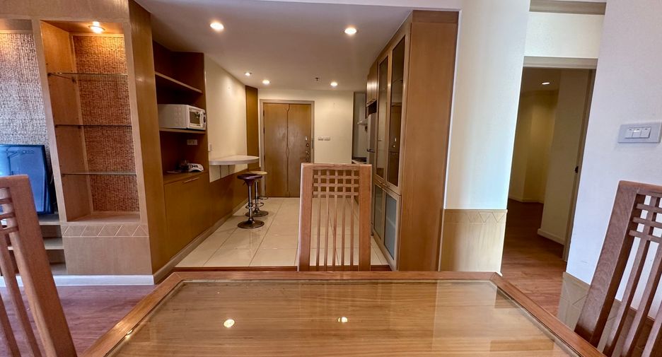 À vendre 3 chambres condo à Watthana, Bangkok