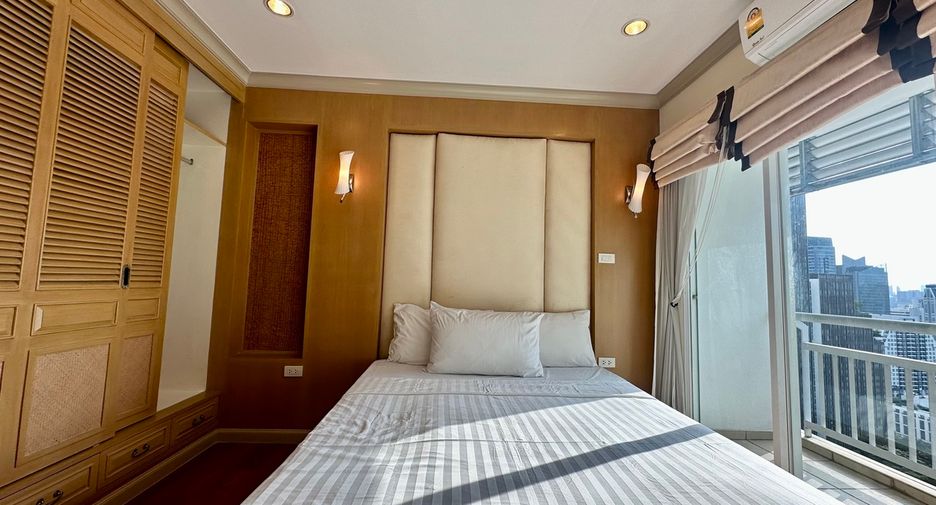 À vendre 3 chambres condo à Watthana, Bangkok