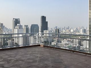 À vendre 3 chambres condo à Watthana, Bangkok