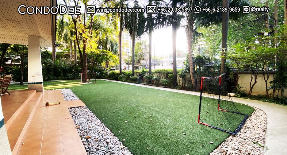 For sale 3 bed condo in Watthana, Bangkok