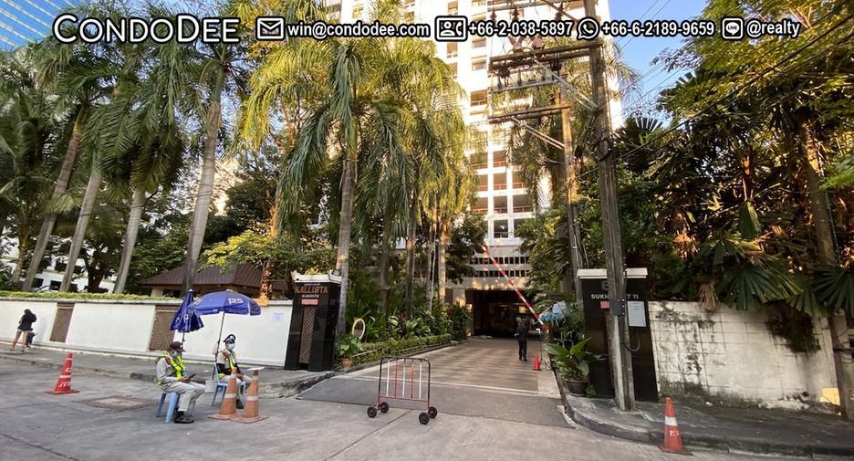 For sale 3 bed condo in Watthana, Bangkok