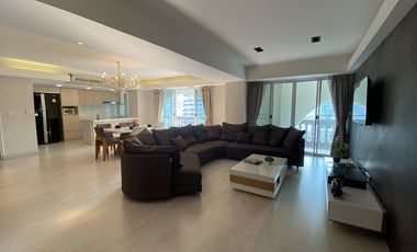 À vendre 3 chambres condo à Watthana, Bangkok