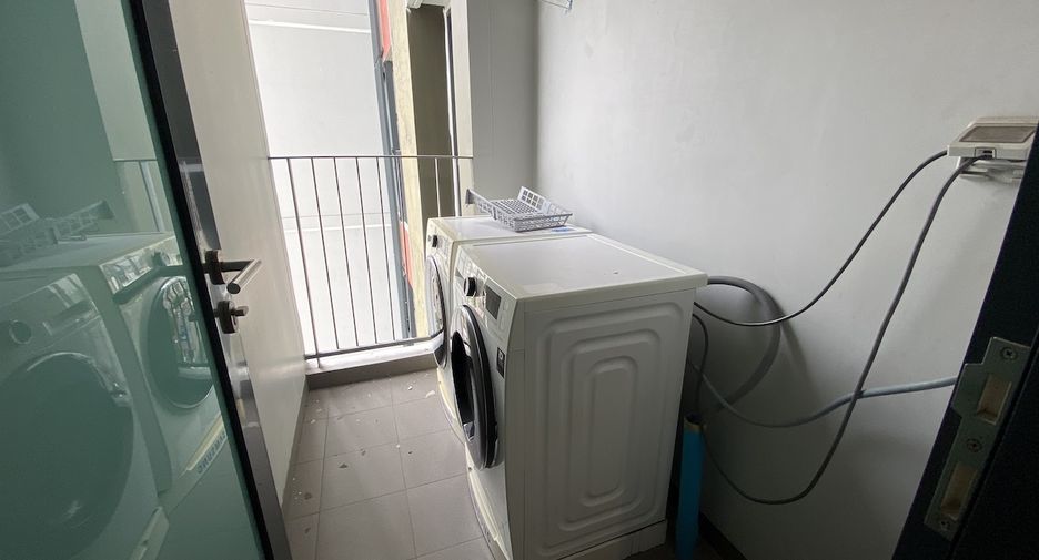 For sale 2 bedrooms condo in Yan Nawa, Bangkok