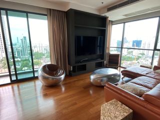 Condo en venta de 2 habitaciones en Yan Nawa, Bangkok
