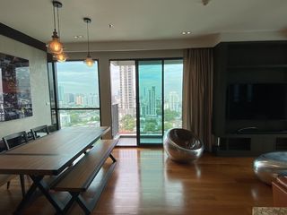 Condo en venta de 2 habitaciones en Yan Nawa, Bangkok