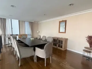 ขาย 4 ห้องนอน บ้านเดี่ยว ใน วัฒนา, กรุงเทพฯ